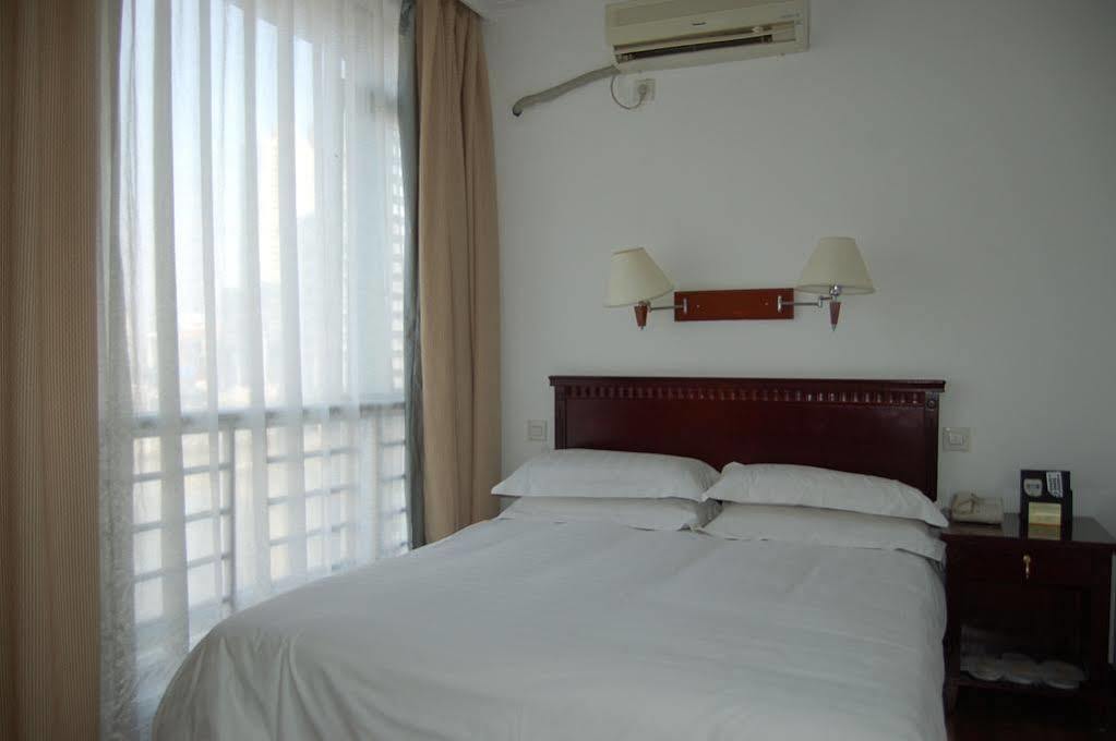 Lakeside Holiday Inn Xangai Exterior foto